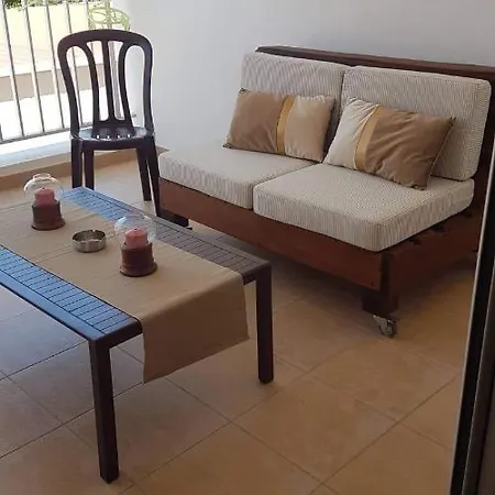 Andris * Paralimni